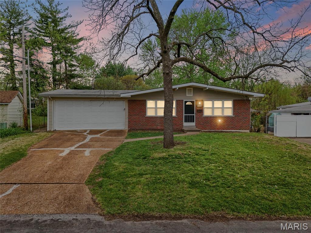 Paddock Hills 2 - Residential Lease