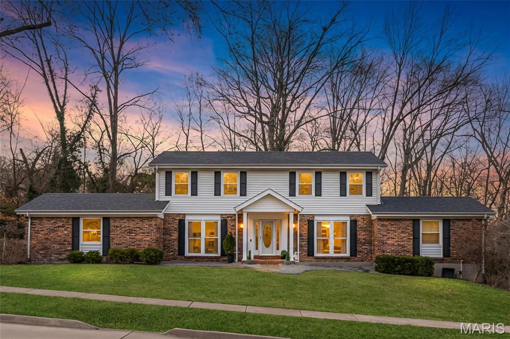 Photo of 135 Greentrails Drive S, Chesterfield, MO 63017 (MLS # 25077646)