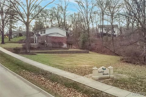 Tiny photo for 135 Greentrails Drive S, Chesterfield, MO 63017 (MLS # 25077646)
