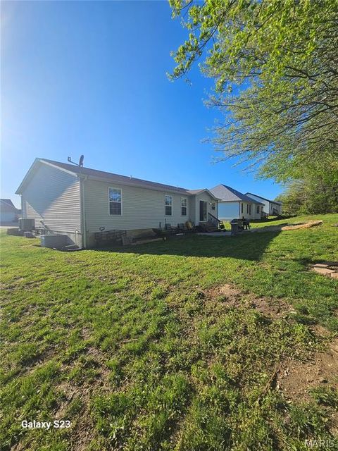 Tiny photo for 201 Whitetail Crossing Drive, Troy, MO 63379 (MLS # 26013901)