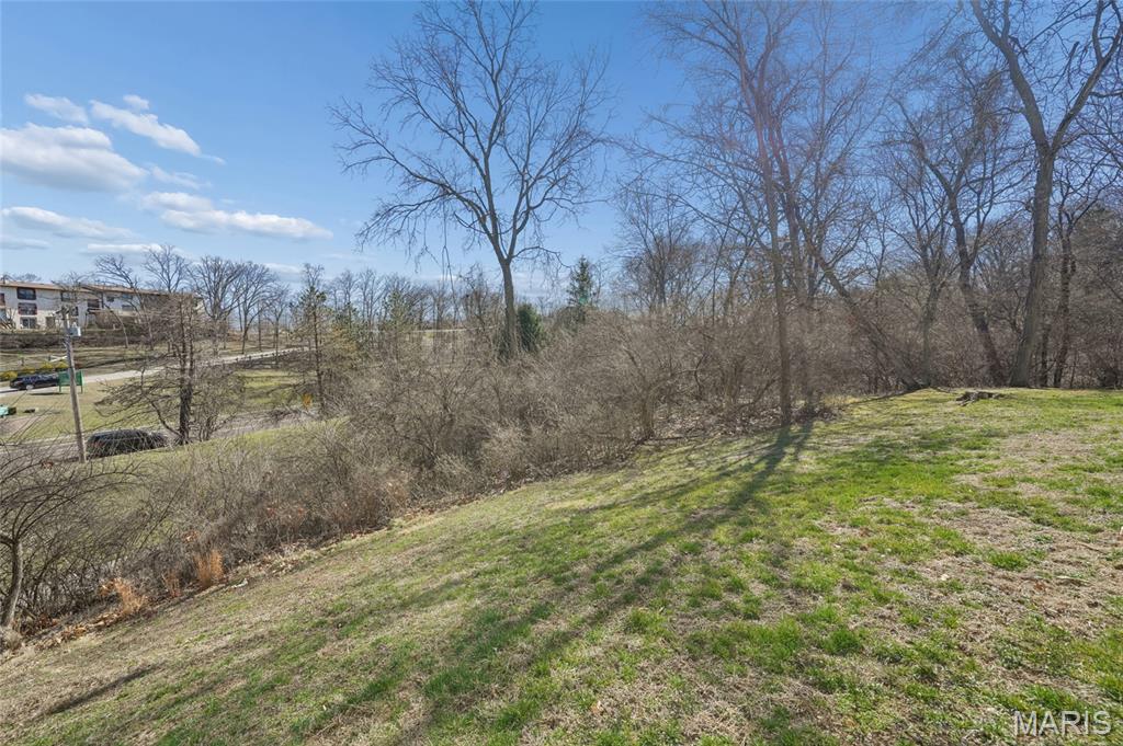 Estates At Parkview One The - Residential