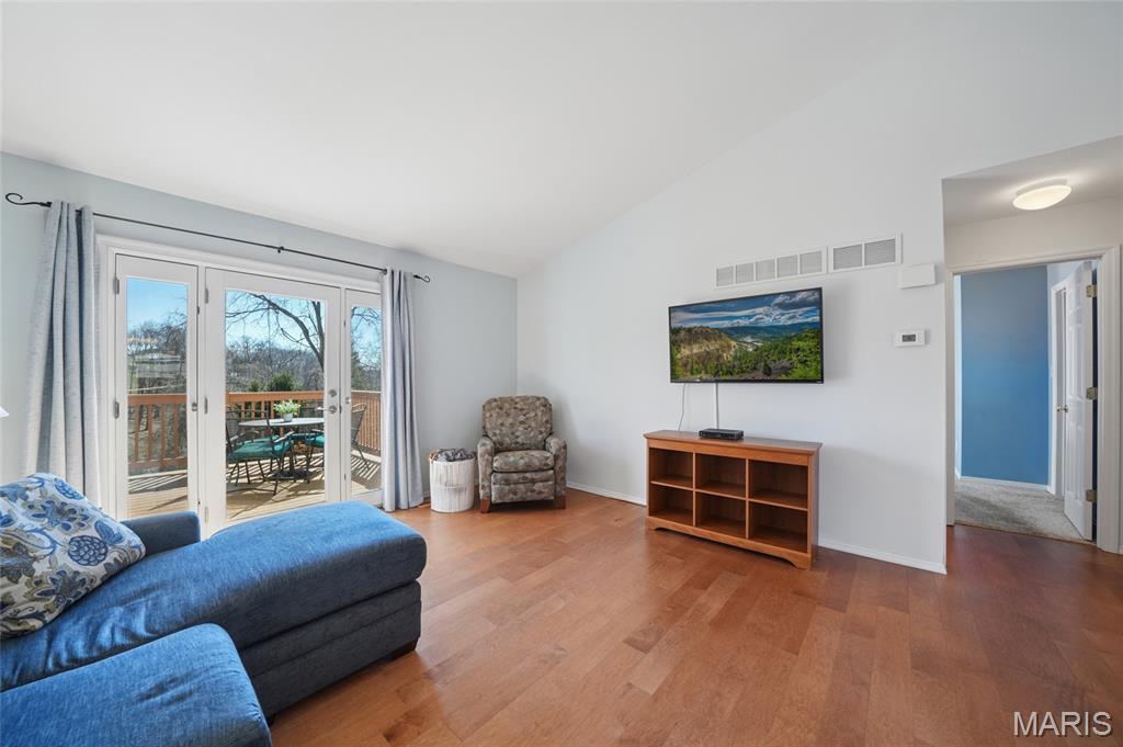 Estates At Parkview One The - Residential