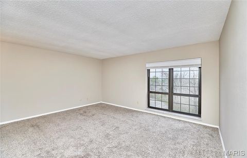 Tiny photo for 927 Claytonbrook Drive #3, Ballwin, MO 63011 (MLS # 25080409)