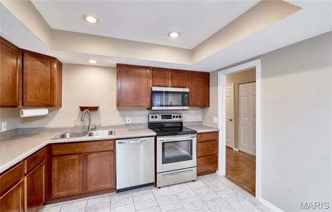 Tiny photo for 927 Claytonbrook Drive #3, Ballwin, MO 63011 (MLS # 25080409)