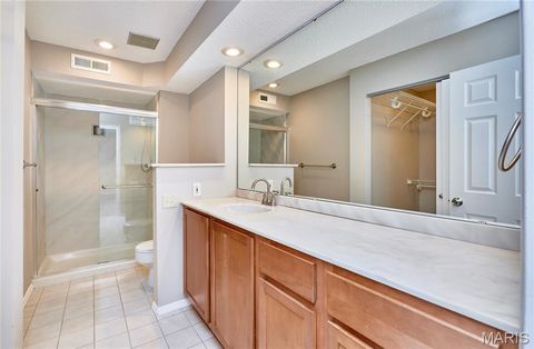 Tiny photo for 927 Claytonbrook Drive #3, Ballwin, MO 63011 (MLS # 25080409)