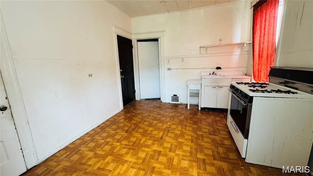 South End Park Add - Residential Income