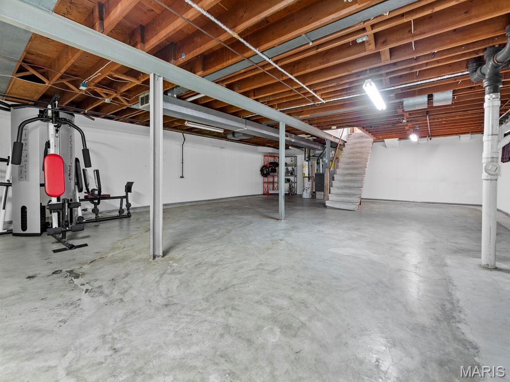 St Louis, Missouri 63129, United States, 3 Bedrooms Bedrooms, ,2 BathroomsBathrooms,Residential,Pending,179640