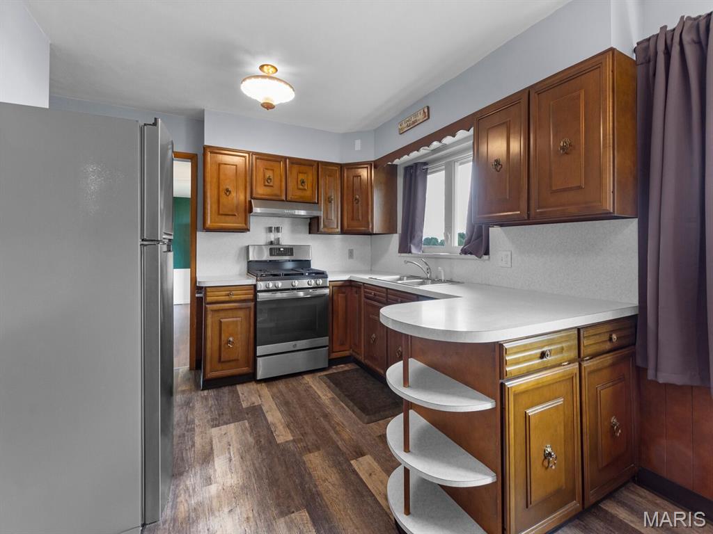 St Louis, Missouri 63129, United States, 3 Bedrooms Bedrooms, ,2 BathroomsBathrooms,Residential,Pending,179640