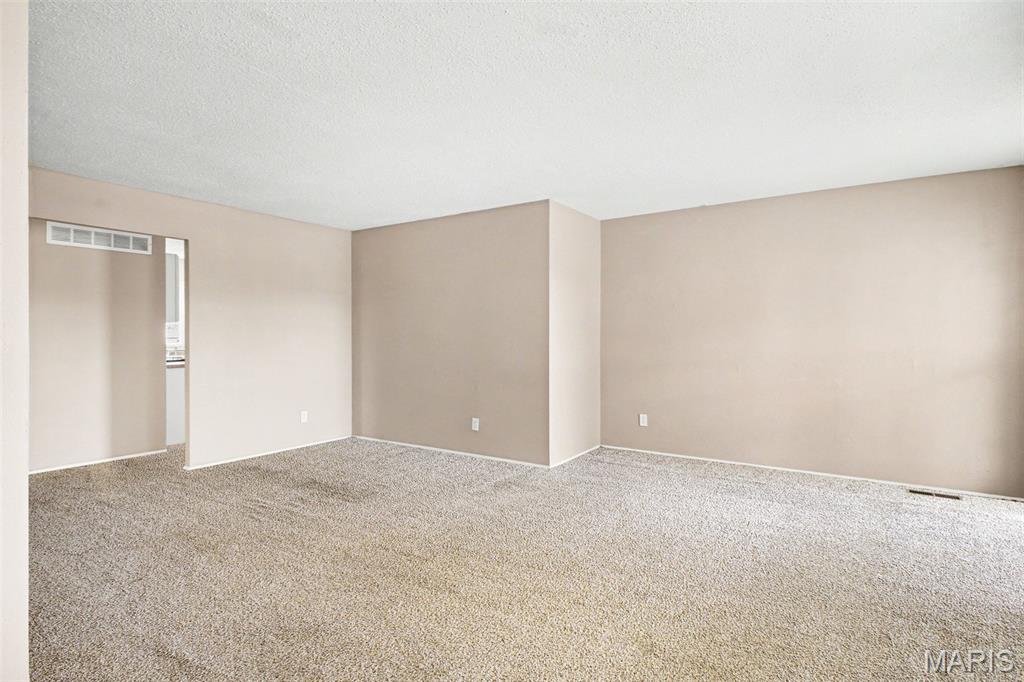 Seven Hills 3 - Residential