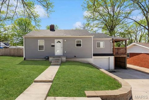 Photo of 6100 N Belt W, Belleville, IL 62223 (MLS # 26016804)