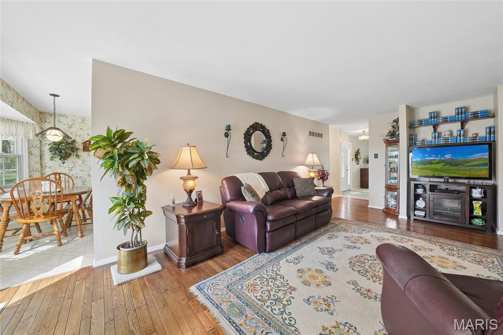 Karamar 4 - Residential