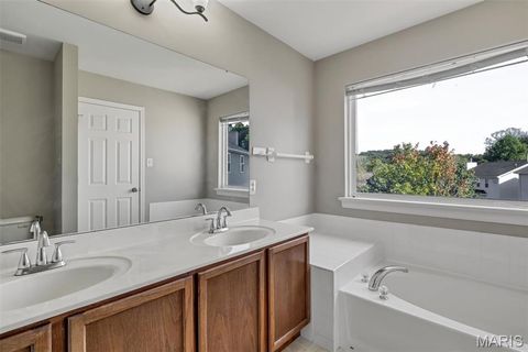 Tiny photo for 586 Brook Meadow Drive, Ballwin, MO 63021 (MLS # 25066384)