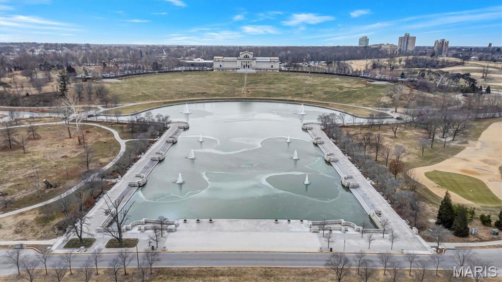 Rosebury Condo - Residential