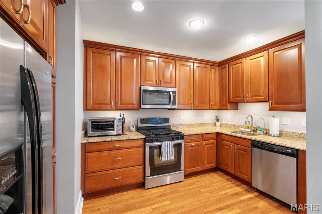 Rosebury Condo - Residential