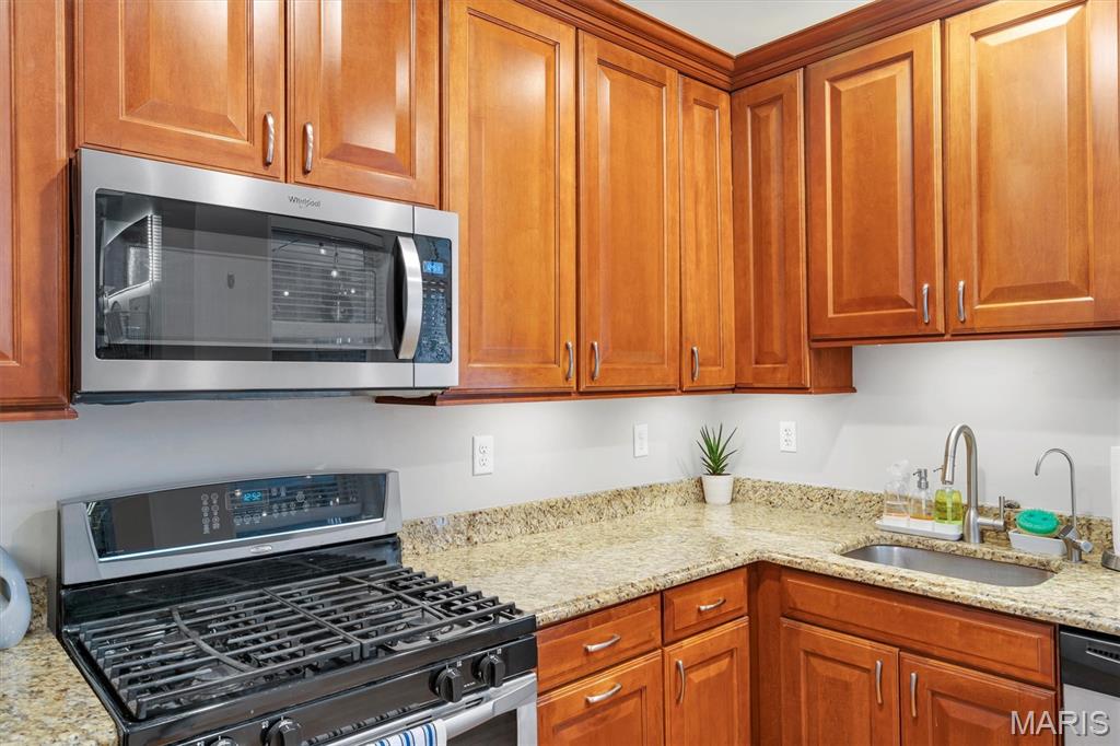 Rosebury Condo - Residential