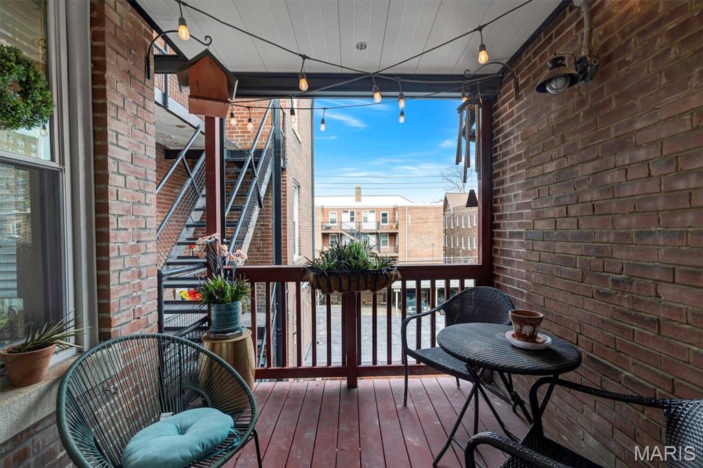 Rosebury Condo - Residential