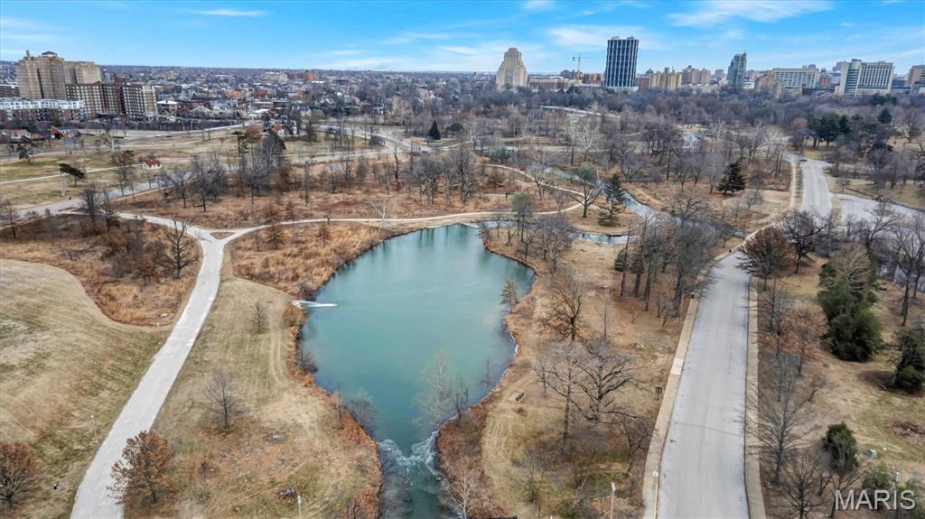 Rosebury Condo - Residential