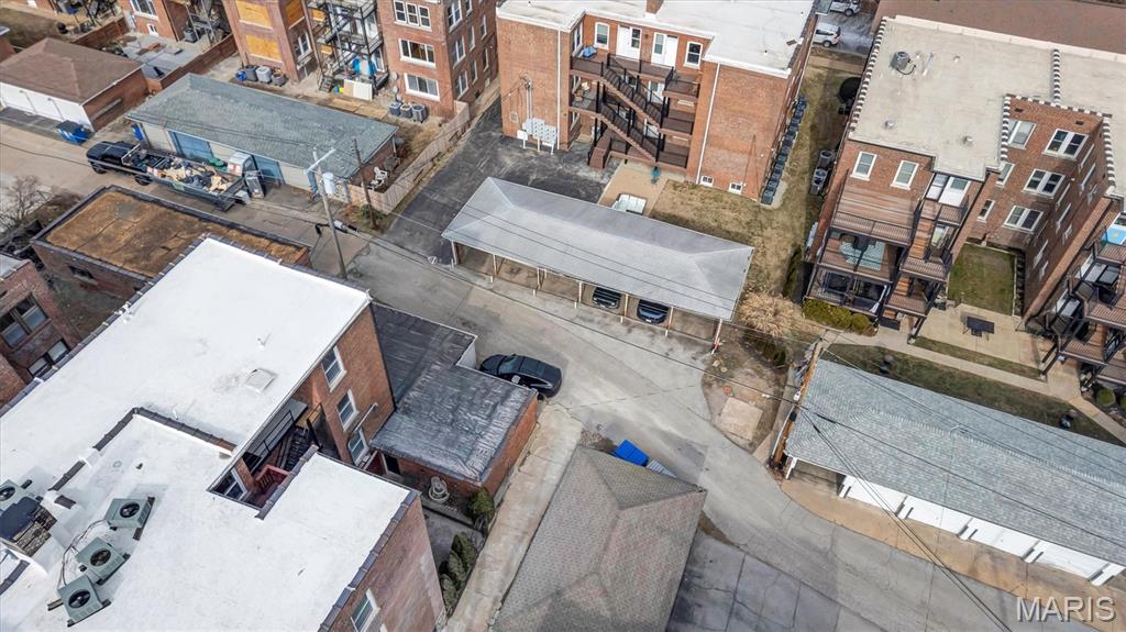 Rosebury Condo - Residential