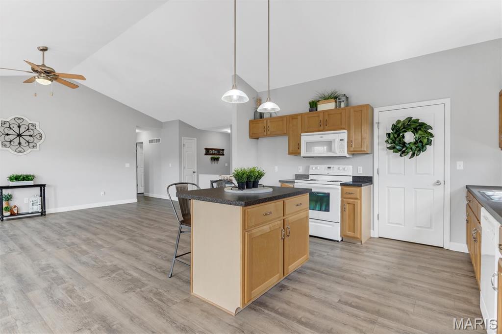 Villages/Arrow Rdg 02 - Residential