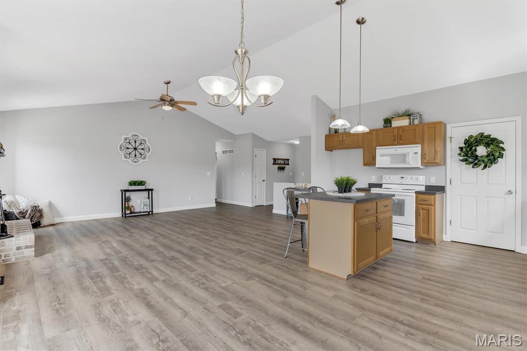 Villages/Arrow Rdg 02 - Residential