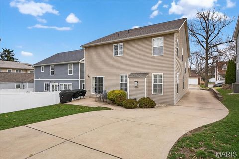 Tiny photo for 909 Cleveland Avenue, Kirkwood, MO 63122 (MLS # 26014172)