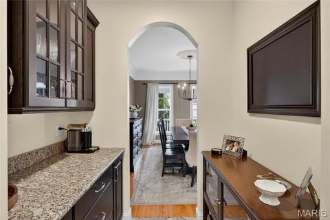 Tiny photo for 909 Cleveland Avenue, Kirkwood, MO 63122 (MLS # 26014172)