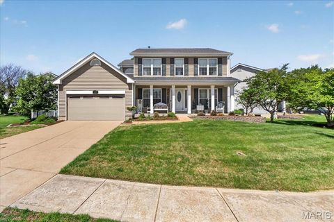 Photo of 5754 Wickershire Lane Ln, Oakville, MO 63129 (MLS # 26023214)
