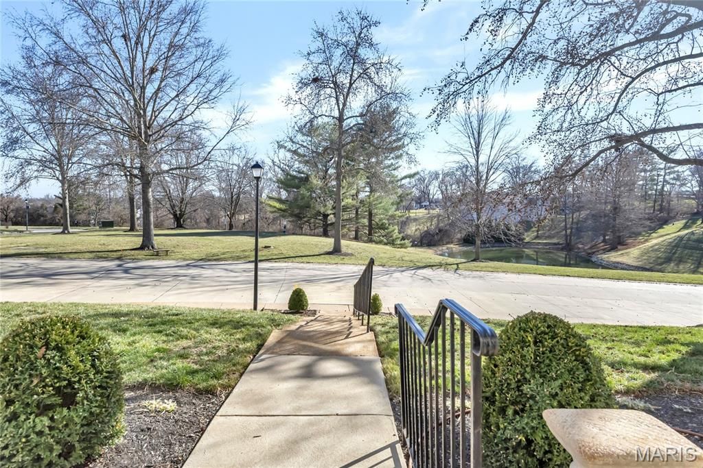 Photo of 15593 Bedford Forge Drive #6, Chesterfield, MO 63017 (MLS # 25068898)