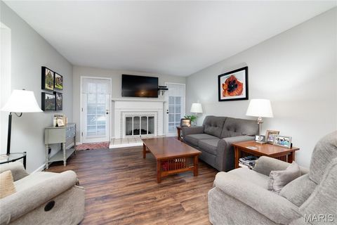Tiny photo for 15593 Bedford Forge Drive #6, Chesterfield, MO 63017 (MLS # 25068898)