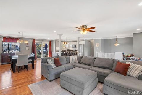 Tiny photo for 42 Chestnut Avenue, Webster Groves, MO 63119 (MLS # 25074407)