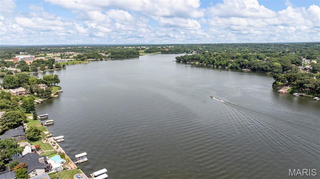 Photo of 110 Antoinette Terrace, Lake Saint Louis, MO 63367 (MLS # 26037484)