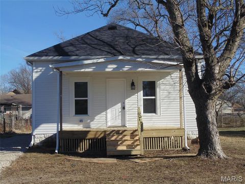 708 S Jefferson Street Litchfield IL 62056