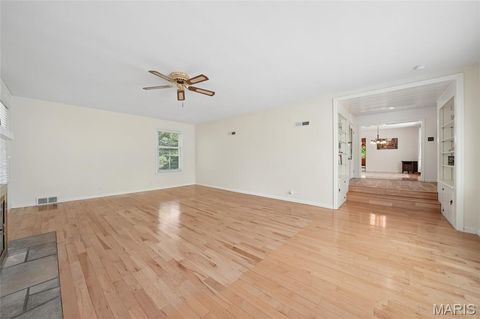 Tiny photo for 232 Old Ballwin Road, Ballwin, MO 63021 (MLS # 25079601)