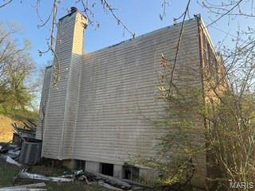 Photo of 1100 La Roux Court, St Louis, MO 63137 (MLS # 26019608)