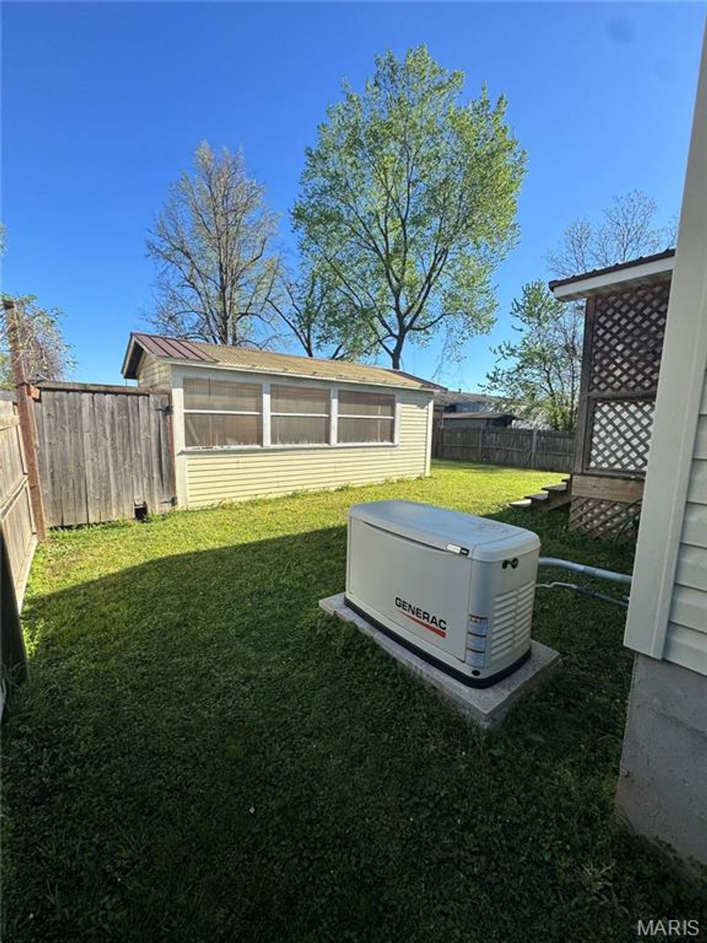 Photo of 1033 Franklin Street, Poplar Bluff, MO 63901 (MLS # 26020279)