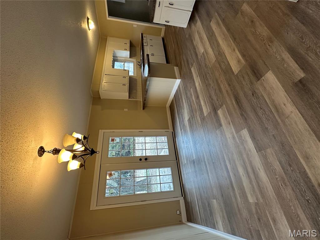 GREGORY 1ST REPLAT: LOT 4 - Residential