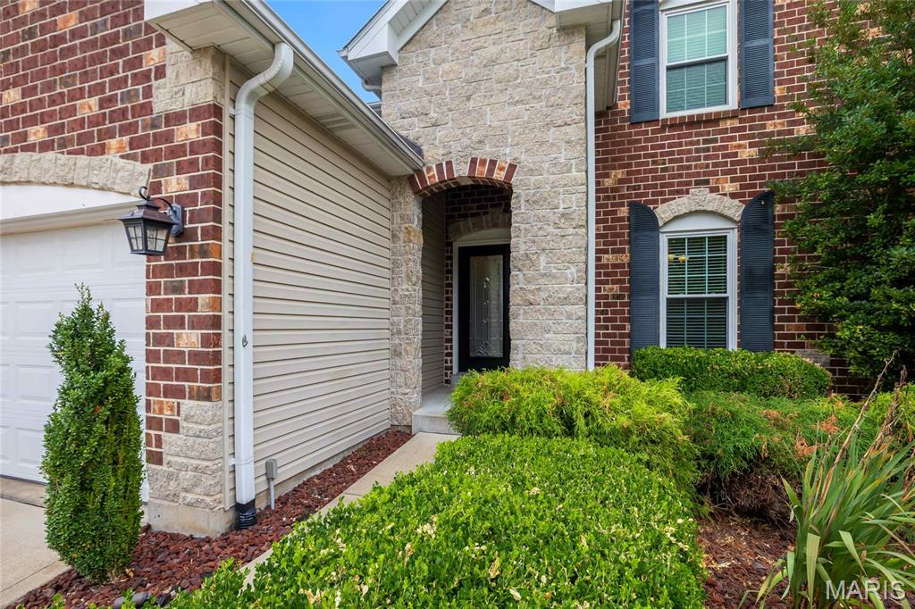1316 Legacy Pointe Lane