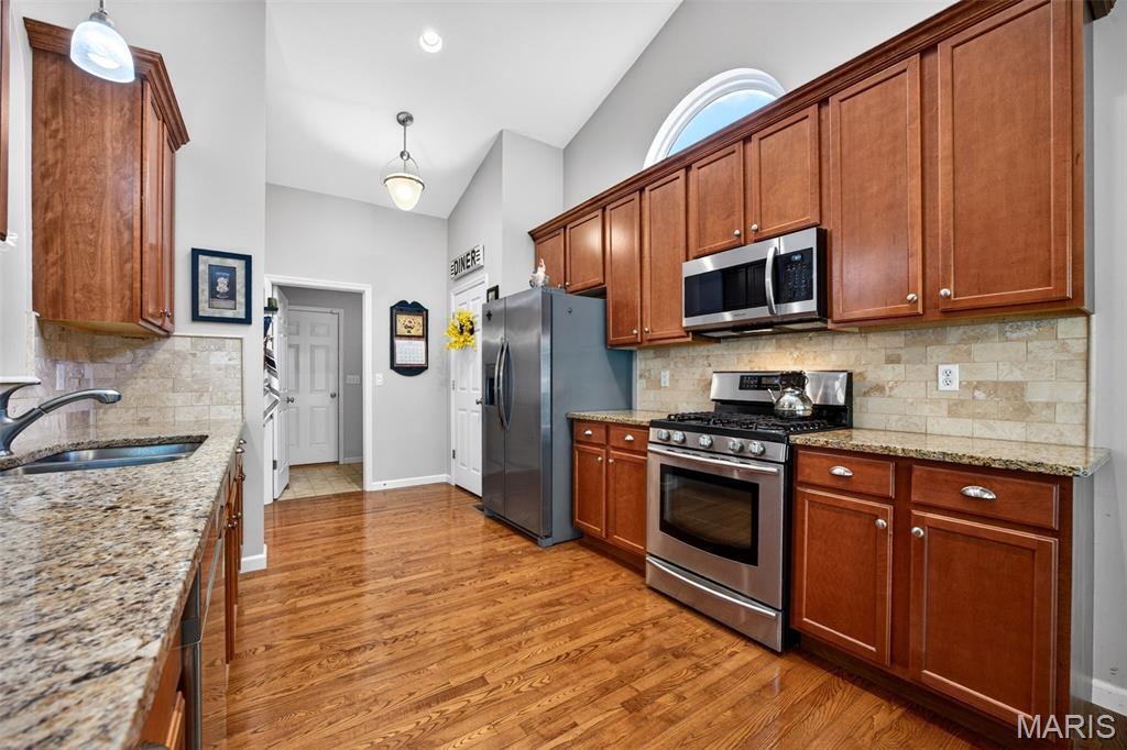 Heritage Pointe #4 - Residential