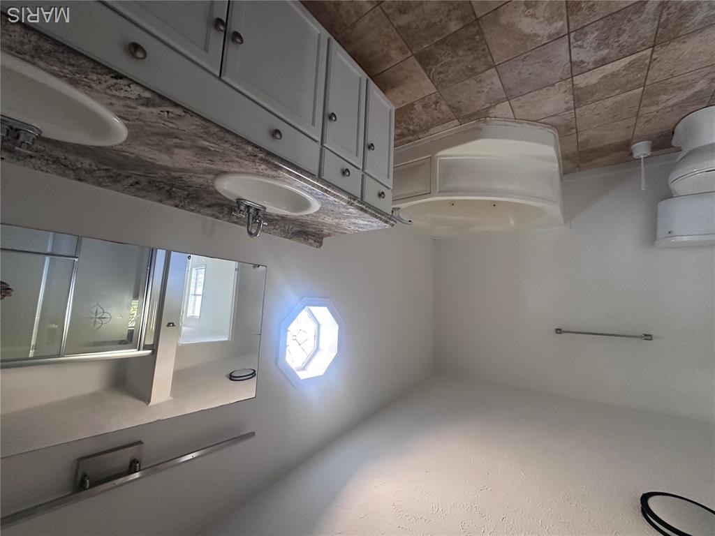 Chantilly Hills - Residential