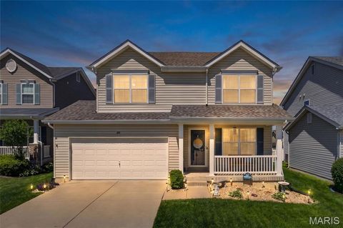 Photo of 205 Pecan Bluffs Drive, Wentzville, MO 63385 (MLS # 26026311)