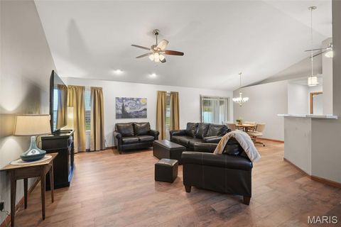 Tiny photo for 815 Whisper Creek Court, Wentzville, MO 63385 (MLS # 26023320)