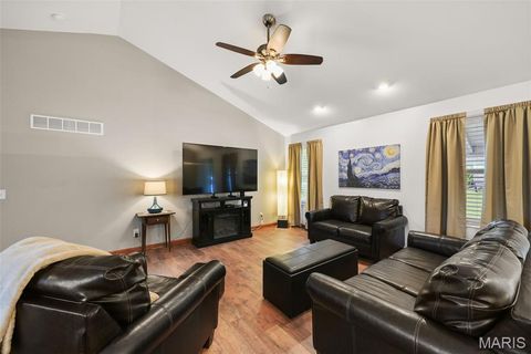 Tiny photo for 815 Whisper Creek Court, Wentzville, MO 63385 (MLS # 26023320)