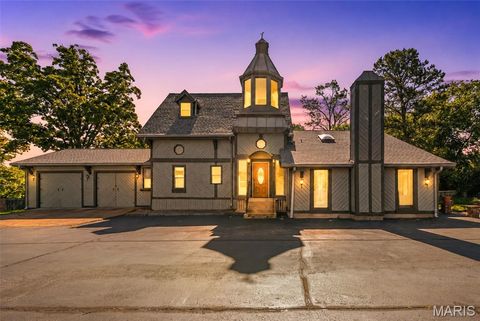 Tiny photo for 418 Oak Tree Drive, Webster Groves, MO 63119 (MLS # 26033660)