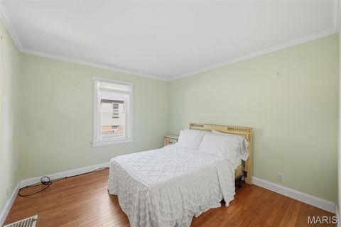 Tiny photo for 418 Oak Tree Drive, Webster Groves, MO 63119 (MLS # 26033660)