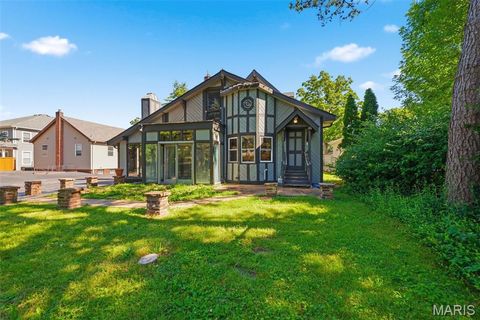 Tiny photo for 418 Oak Tree Drive, Webster Groves, MO 63119 (MLS # 26033660)