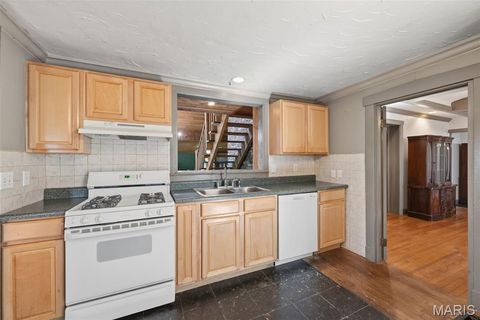 Tiny photo for 418 Oak Tree Drive, Webster Groves, MO 63119 (MLS # 26033660)
