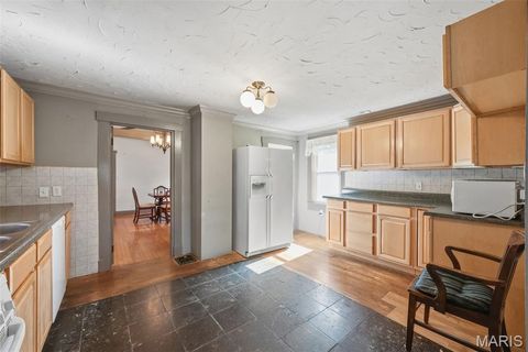 Tiny photo for 418 Oak Tree Drive, Webster Groves, MO 63119 (MLS # 26033660)