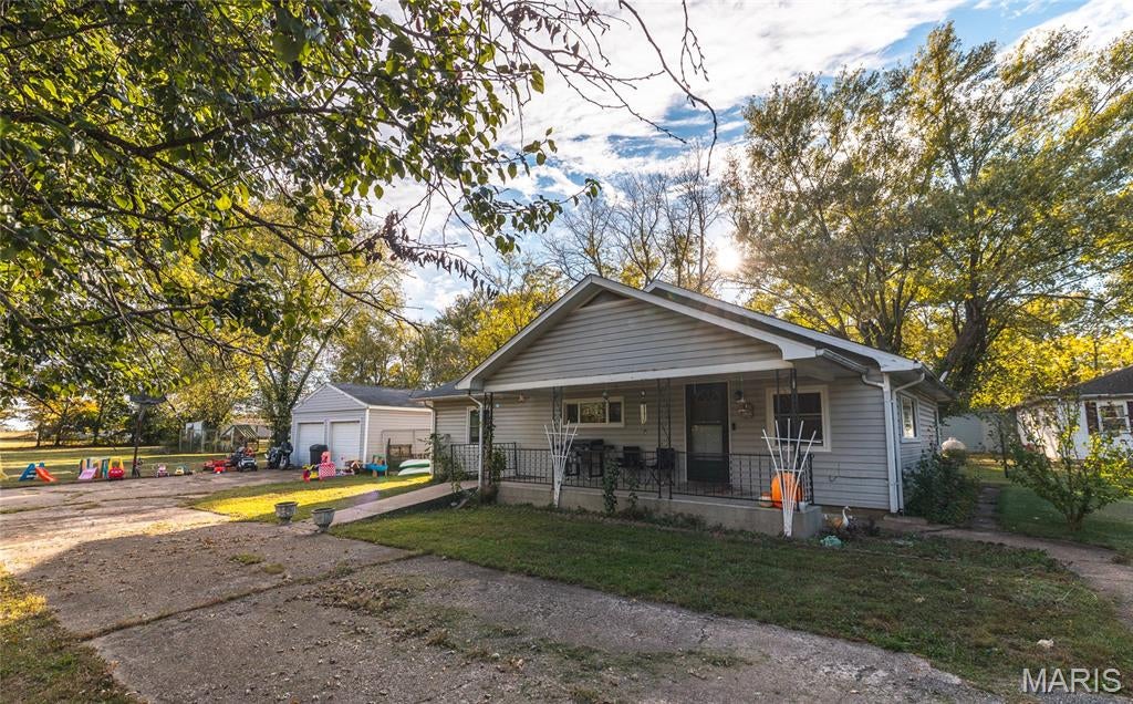 Photo of 730 W Washington Street, St James, MO 65559 (MLS # 26066264)