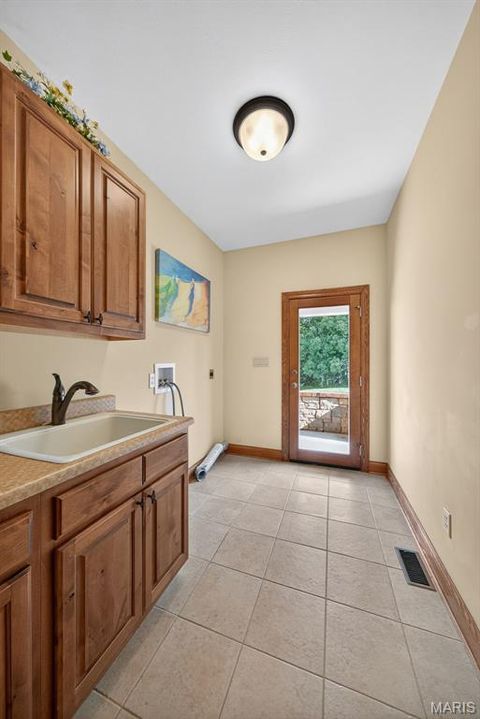 Tiny photo for 1058 Fox Run Road, Elsberry, MO 63343 (MLS # 25046874)