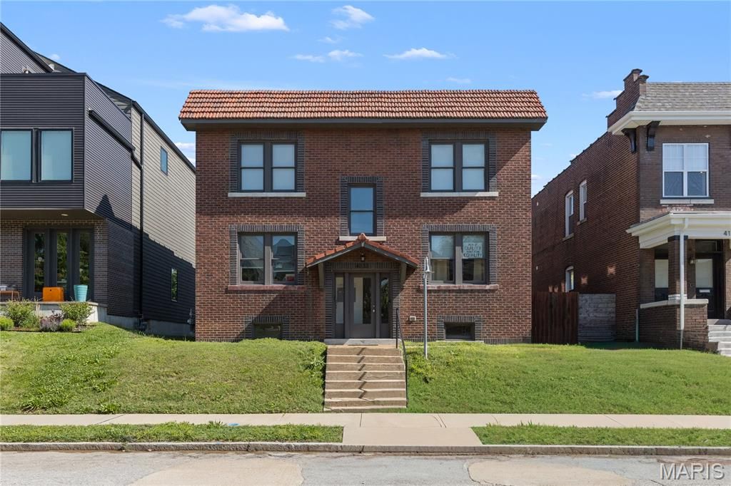 Photo of 4133 McRee Avenue, St Louis, MO 63110 (MLS # 26025370)
